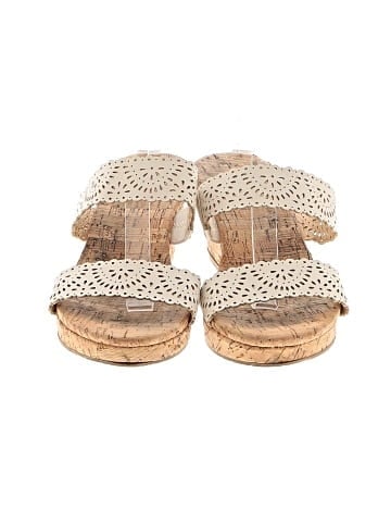 XOXO Wedges (view 2)