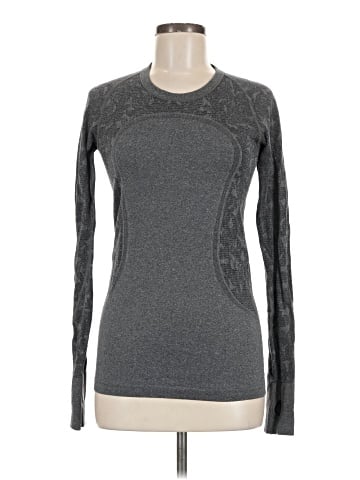 Lululemon Athletica Long Sleeve T-Shirt (view 1)