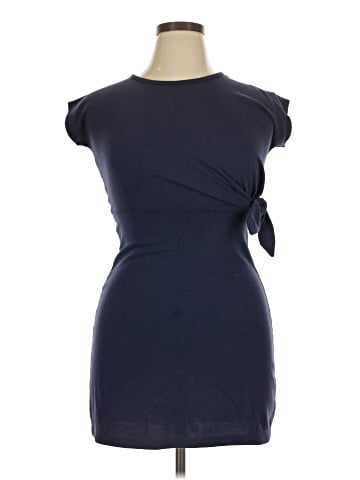 Old Navy Casual Dress (view 1)