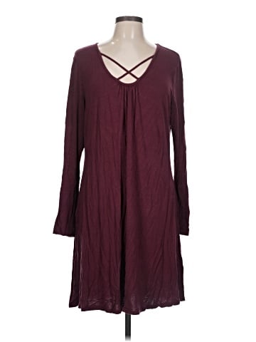 Jennifer Lopez Casual Dress (view 1)