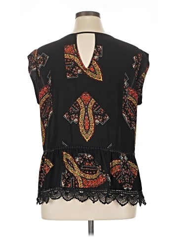 Gibson Latimer Sleeveless Blouse (view 2)