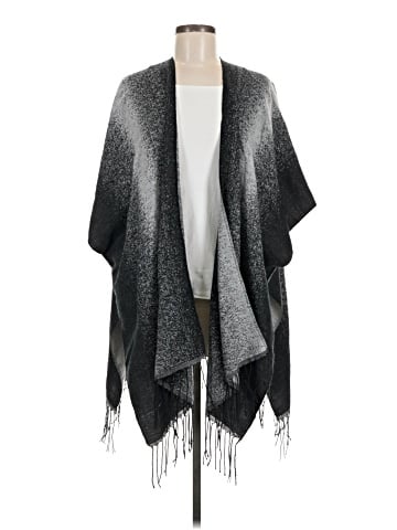 Cejon Poncho (view 1)