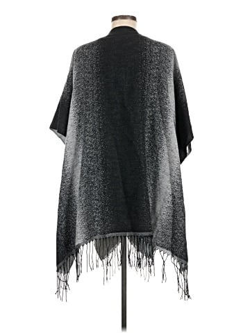 Cejon Poncho (view 2)