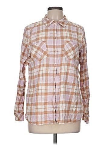 Croft & Barrow Long Sleeve Button-Down Shirt (view 1)