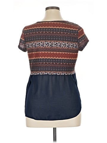 Xhilaration Short Sleeve Blouse (view 2)