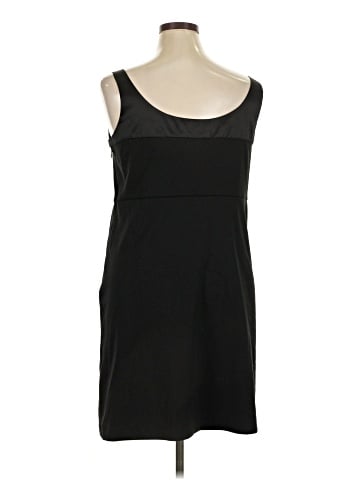 Old Navy Casual Dress (view 2)
