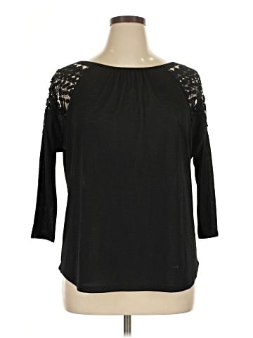New York & Company 3/4 Sleeve Top (view 1)
