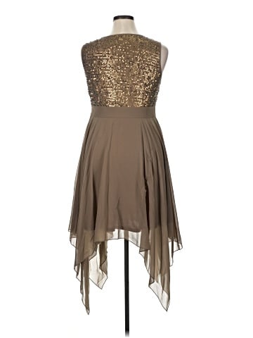 Venus Cocktail Dress (view 2)