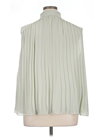 H&M Sleeveless Blouse (view 2)