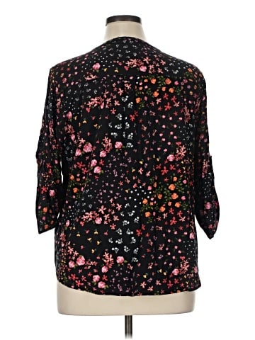 Torrid 3/4 Sleeve T-Shirt (view 2)