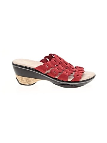 Jambu Wedges (view 1)