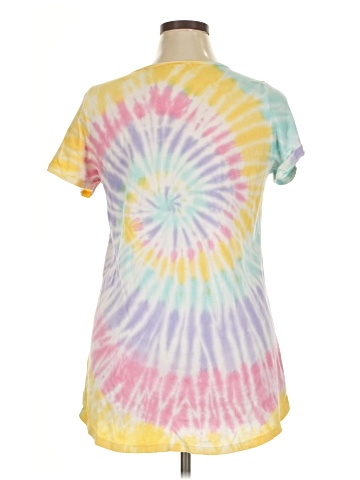 Lularoe Short Sleeve Top (view 2)