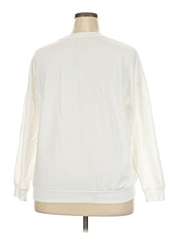 Hello Kitty Sweatshirt (view 2)