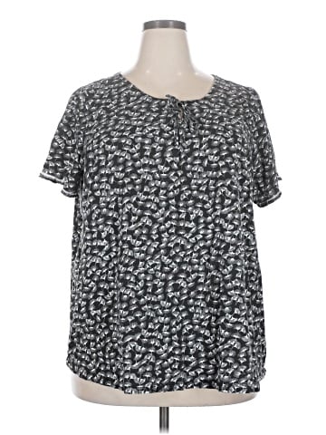 Ellos Short Sleeve T-Shirt (view 1)