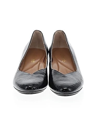 J. Renee Heels (view 2)