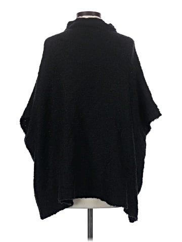 Alya Poncho (view 2)