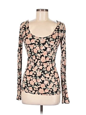 Wet Seal Long Sleeve T-Shirt (view 1)