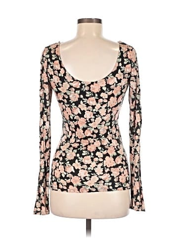 Wet Seal Long Sleeve T-Shirt (view 2)