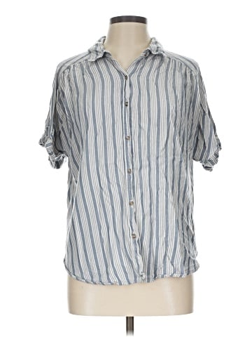 Universal Thread Short Sleeve Button-Down Shirt (view 1)