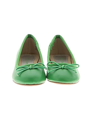 L'Amour Flats (view 2)