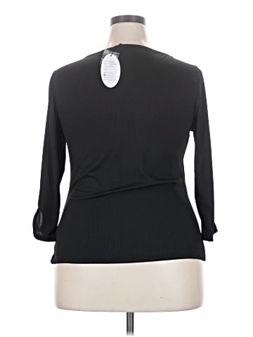 Unique Vintage 3/4 Sleeve Top (view 2)