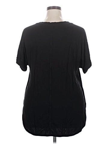 Matty M Short Sleeve T-Shirt (view 2)