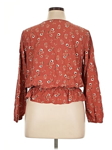 Como Black 3/4 Sleeve Blouse (view 2)