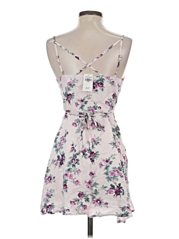 Abercrombie & Fitch Casual Dress (view 2)