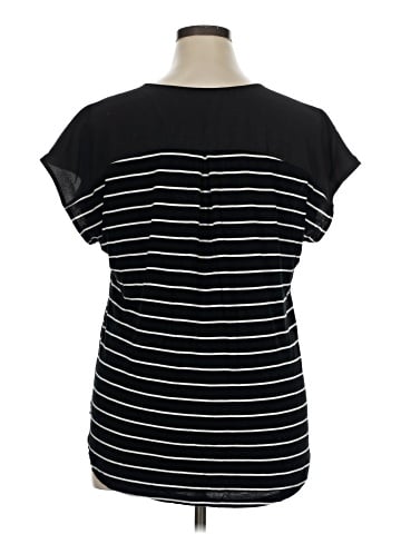 Adrienne Vittadini Short Sleeve Henley (view 2)