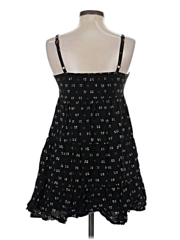 Old Navy Casual Dress (view 2)
