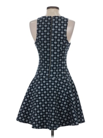 Abercrombie & Fitch Casual Dress (view 2)