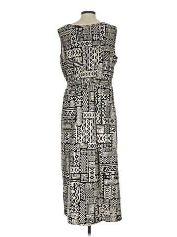 D&Co. Casual Dress - back