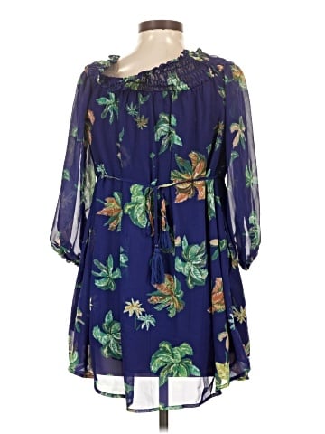 Line & Dot Casual Dress (view 2)