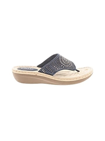 Cliffs by White Mountain Wedges (view 1)