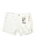 Levi's White Shorts Size 8 - photo 1