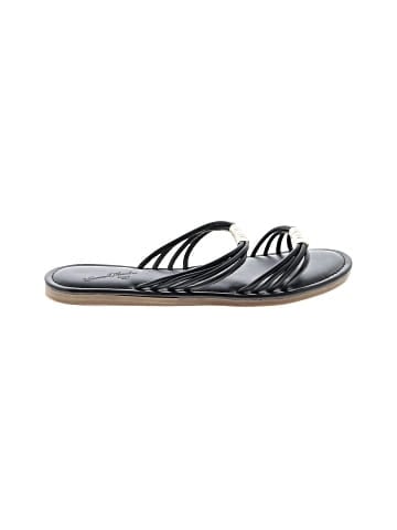 Universal Thread Sandals (view 1)