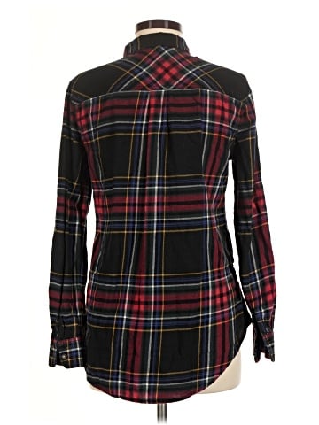 Maurices Long Sleeve Button-Down Shirt (view 2)