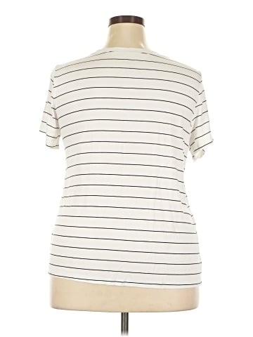 Torrid Short Sleeve T-Shirt (view 2)