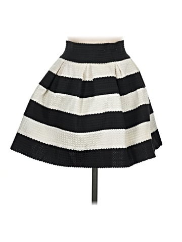 DAILYLOOK Casual Skirt (view 1)