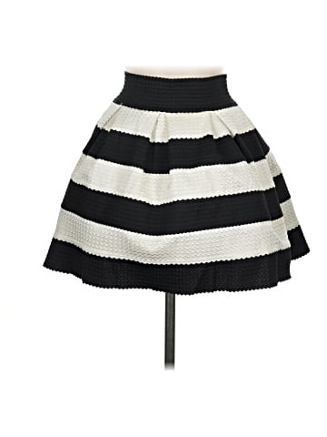 DAILYLOOK Casual Skirt (view 2)
