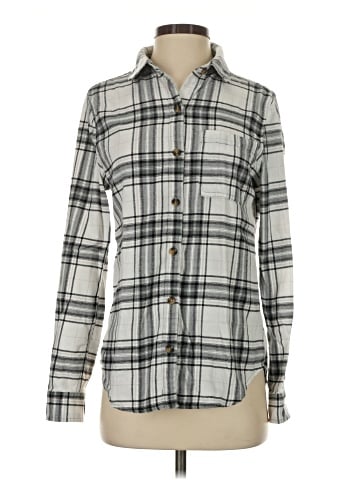 Aeropostale Long Sleeve Button-Down Shirt (view 1)
