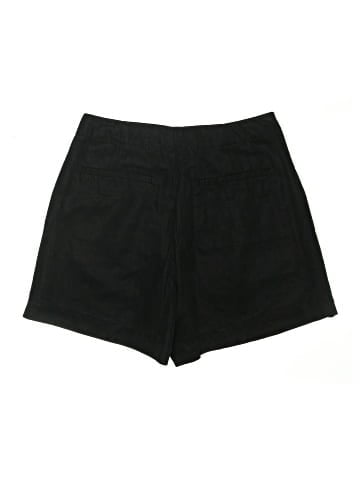 Gap Shorts (view 2)