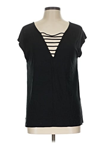 American Eagle Outfitters Sleeveless T-Shirt (view 1)