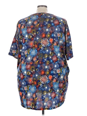 Lularoe Short Sleeve T-Shirt (view 2)