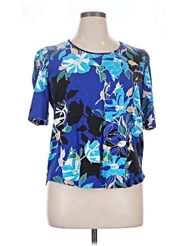 Chico's Short Sleeve T-Shirt (view 1)