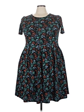 Lularoe Casual Dress (view 1)