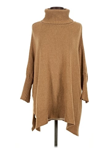 Pink Rose Poncho (view 1)