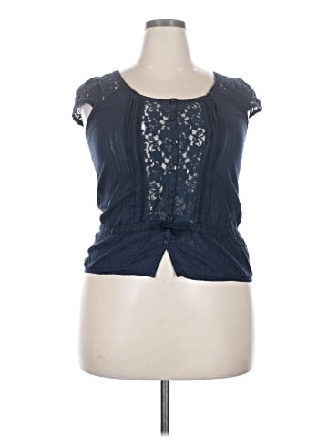 Finesse Sleeveless Blouse (view 1)