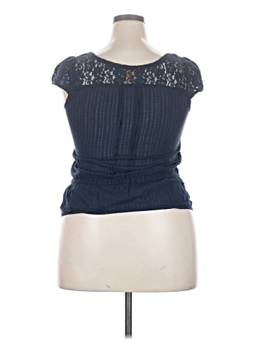 Finesse Sleeveless Blouse (view 2)