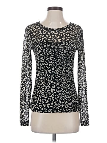 CAbi Long Sleeve Top (view 1)